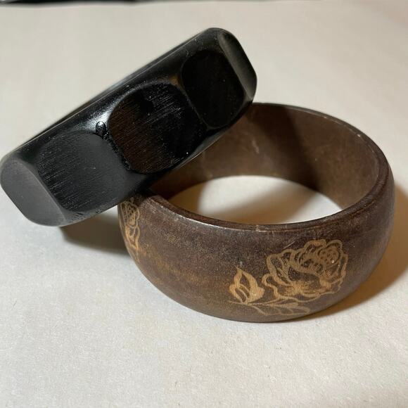 Artisan Boho Wooden Bangle Bracelets Brown Black Carved Stacked - Picture 1 of 6